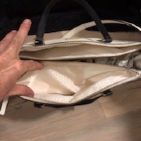 Kate Spade Purse - Picture 9 of 13